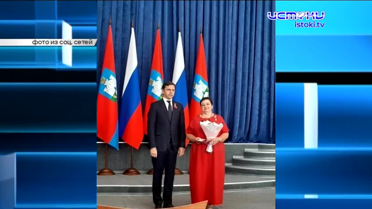 Жители дома №252 на улице Комсомольской в Орле два месяца не могут добиться вывоза гор мусора, орловского полицейского уличили в получении взятки, а д...