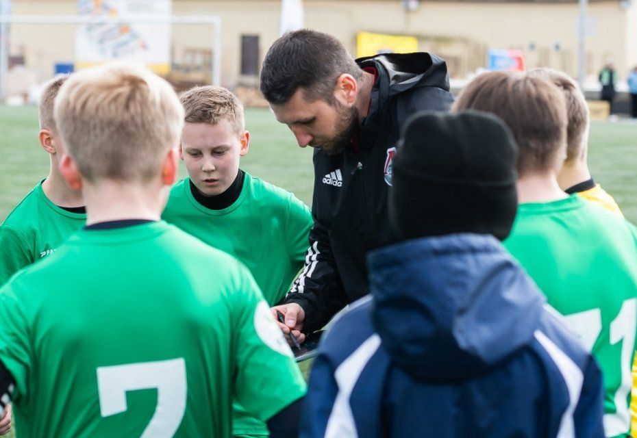 В Орловской области запустили программу «Земский тренер»