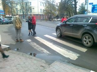 На пересечении улиц Брестская и Горького сбили пешехода