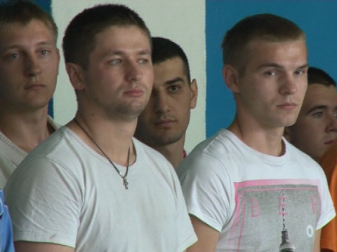 Схлестнули кулаки: полицейские посвятили бои своим коллегам 