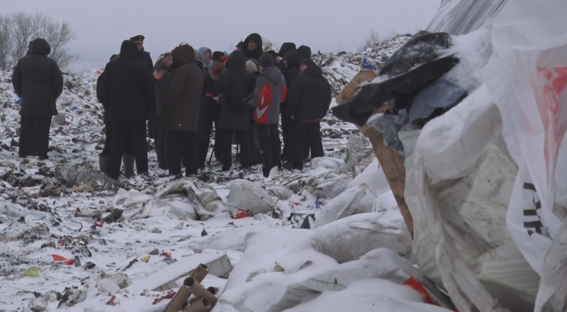 Переобулся в воздухе. Начальник областного ЖКХ уже не помнит, что сам говорил о месте для нового полигона
