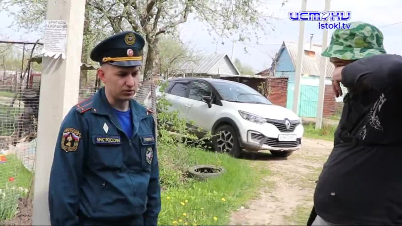 Лучше предупредить. Сотрудники МЧС провели рейд и напомнили орловчанам о важности соблюдения правил пожарной безопасности на участках