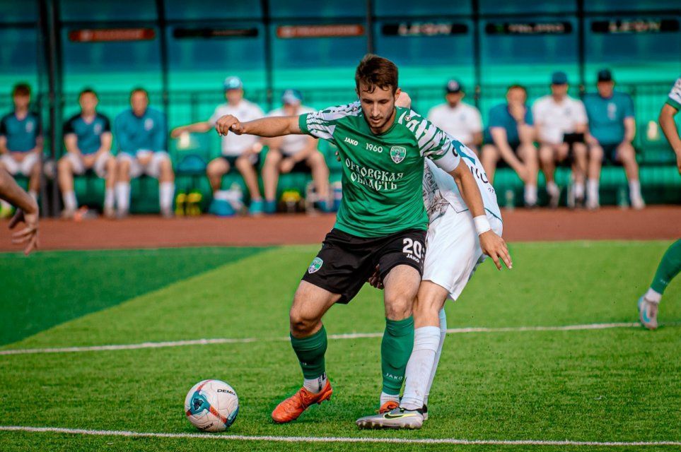 Экс-капитан футбольного клуба "Орел" перешел в "Локомотив" 