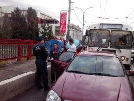 Очередное столкновение иномарки и троллейбуса в Орле