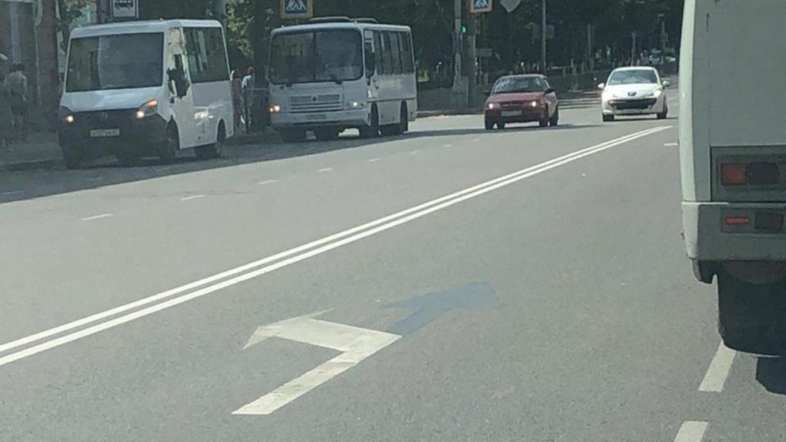 Из-за новой разметки в Орле стоит в пробках еще и улица Московская