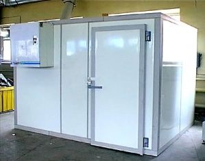 По жалобе жильцов в доме отключили слишком шумный холодильник