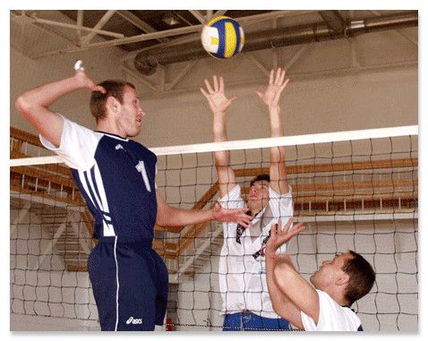 Студенты выясняют отношения