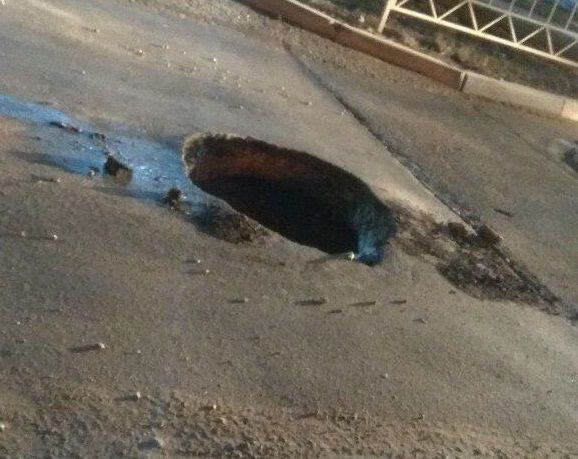 Орловских автолюбителей предупреждают об опасной ловушке в Зареченском микрорайоне