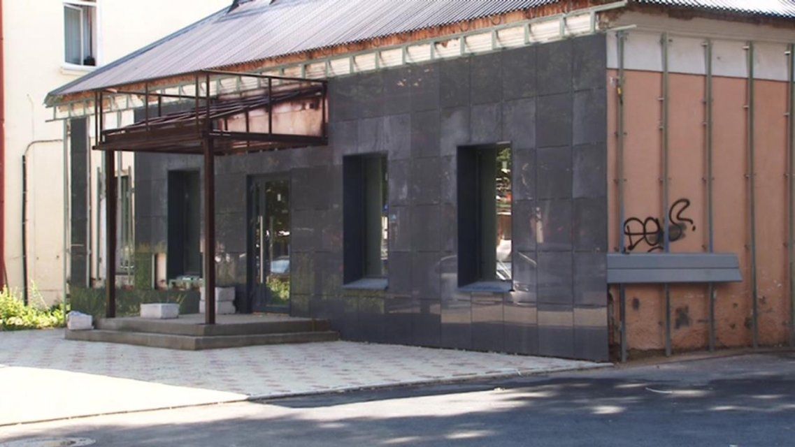 В мэрии не знали, что в Орле уродуют облик исторического здания на ул. Горького