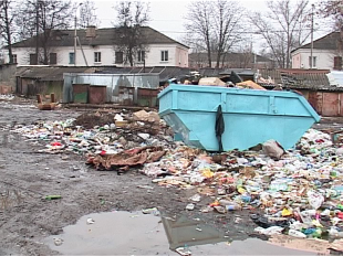 Город тонет в мусоре: на инновации деньги есть, на вывоз мусора - нет 