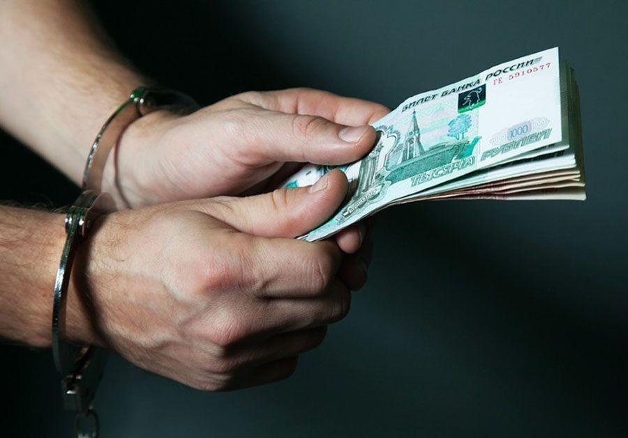На Орловщине экс-сотрудник колонии заплатит за взятки 2 млн рублей
