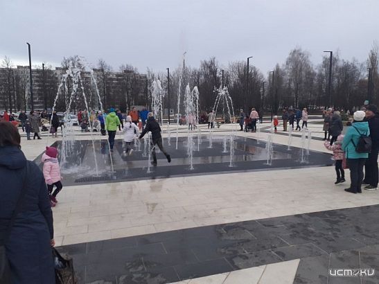 Открытия фонтана на площади Содружества орловчане не дождались