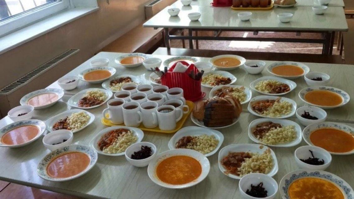 Орловских школьников обеспечат обедами за счет федерального бюджета