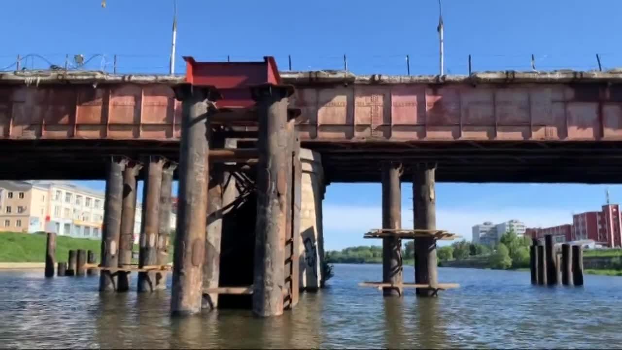 На ремонт Красного моста выделили новый транш, у Сергея Лежнева, похоже, проявился стокгольмский синдром, а губернатор Андрей Клычков стал одним из ли...