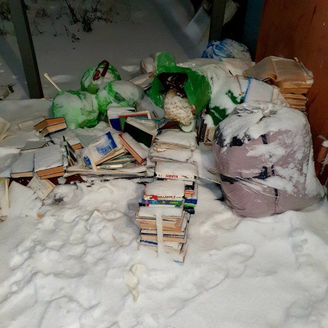 На орловской помойке появилась своя библиотека