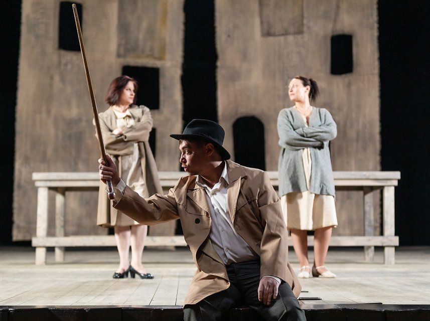 Комедия поз и положений: орловчан приглашают на премьеру в театр им. Тургенева