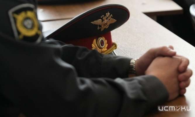 Пятеро орловских полицейских скрыли, сколько денег получили от продажи имущества Пятеро орловских полицейских скрыли, сколько денег получили от продажи имущества
