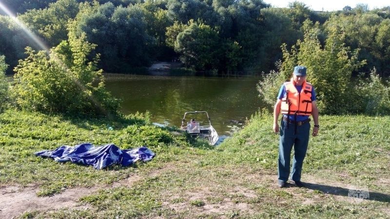 Орловчанин пытался переплыть реку и утонул 