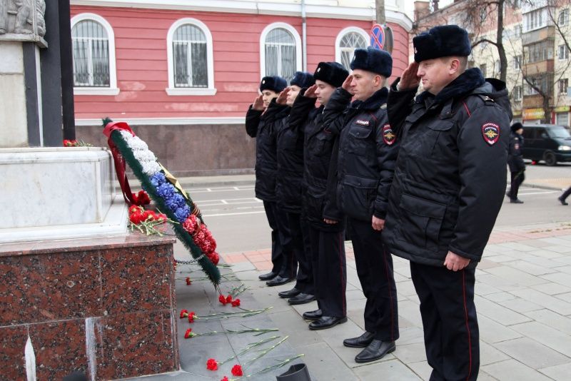 Накануне в Орле молодые полицейские приняли присягу