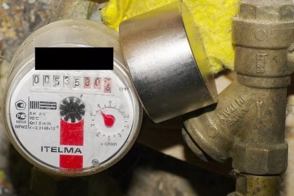 Мировой судья наказал орловчанку штрафом за магнит на счетчике