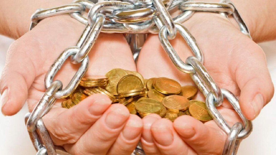 В среднем каждый орловчанин задолжал банкам 220 тысяч рублей