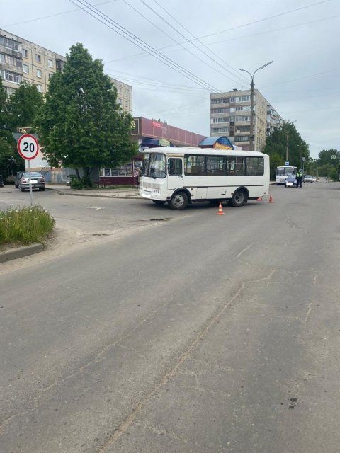 В Орле ПАЗ сбил женщину 1942-го года рождения