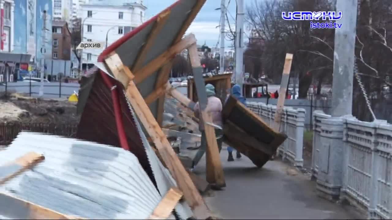 Редкий в наших местах порывистый ветер до 30 м/с не пощадил символ орловского края. Как пережил наш регион непогоду?
