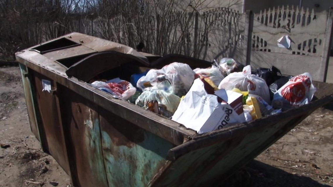 На 13-й день самоизоляции орловчанка вынесла мусор и налетела на штраф