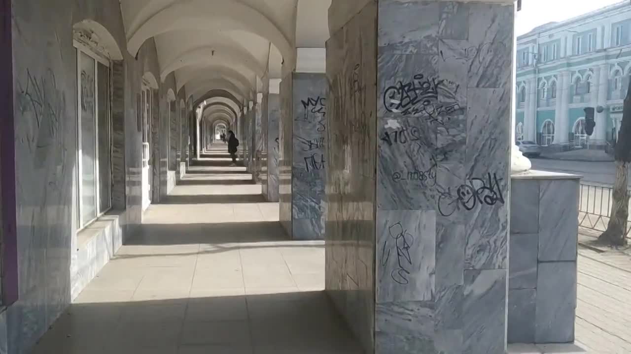 "Так гибли цивилизации", "Поведение временщиков и квартирантов": Орловчане возмущаются состоянием исторических зданий и улиц Орла