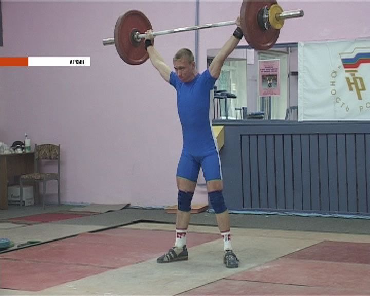 Скоро соревнования по тяжелой атлетике
