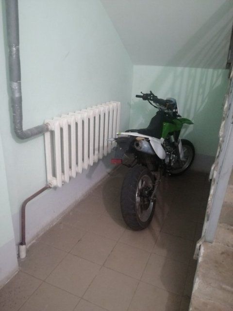 Жители одного из домов в Орле страдают от запаха бензина