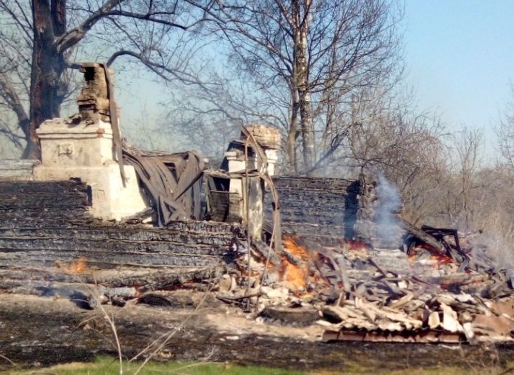 В Болховском районе водонагреватель стал причиной серьезного пожара