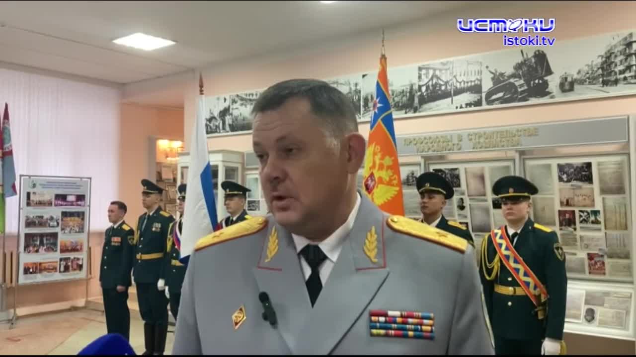 27 декабря в России отмечается День Спасателя!