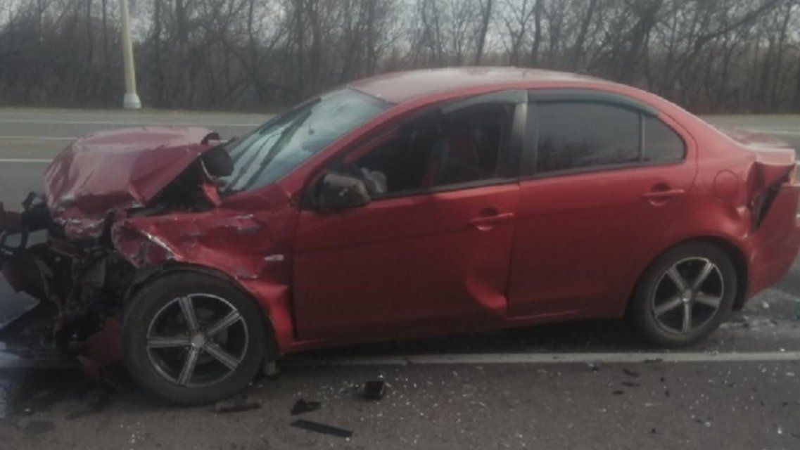 Из-за нарушительницы ПДД четверо человек пострадали в ДТП на Орловщине 