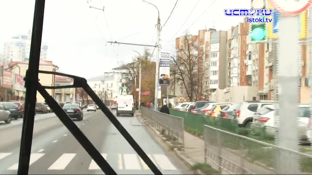 Водители троллейбусов пересаживаются на автобусы