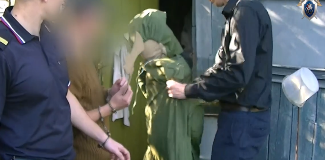 Житель Ливен зарубил топором родную мать