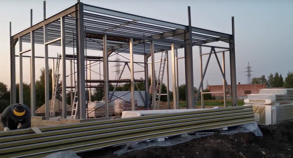 Рамные металлоконструкции: прочная основа современных промышленных и гражданских зданий