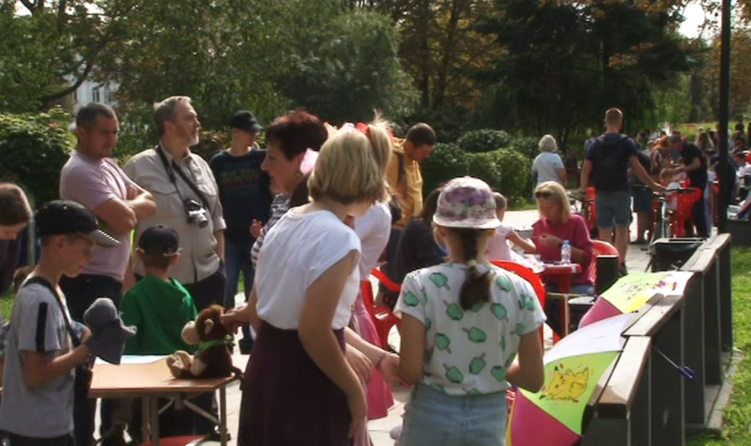 3D моделирование, кукольный театр, цирковое искусство, игрушки из прищепок, изготовление моделей самолета. В Детском парке сотрудники двух орловских домов творчества показали, что дети в приоритете