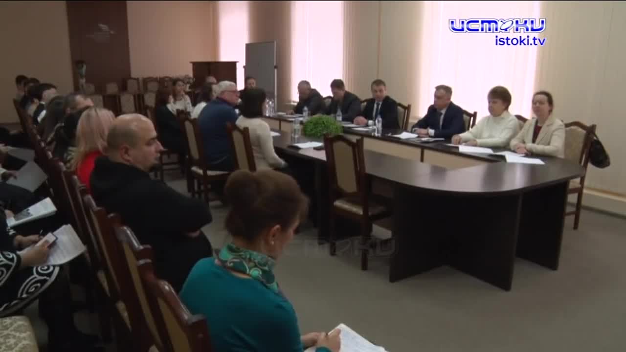 в ОГУ имени Тургенева состоялось сразу два события: Круглый стол комитета областного совета и выездное заседание данного комитета