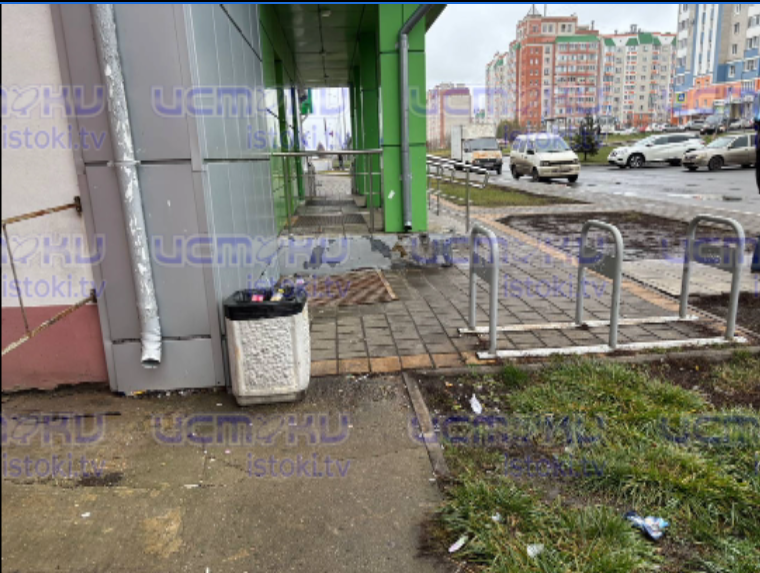 «Совсем не на 5». Жители микрорайона Зареченский в Орле прислали нам фотографии внешнего вида продуктового магазина