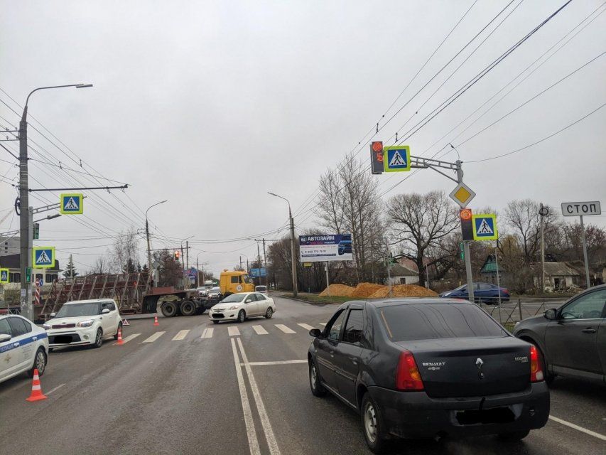 В Орле на пешеходе иномарка сбила пенсионерку