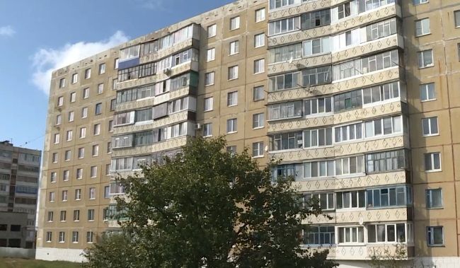 Во Мценске дождь залил квартиры на четырех этажах дома