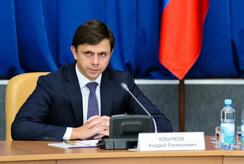 Андрей Клычков прокомментировал ограничение продаж продуктов в магазинах