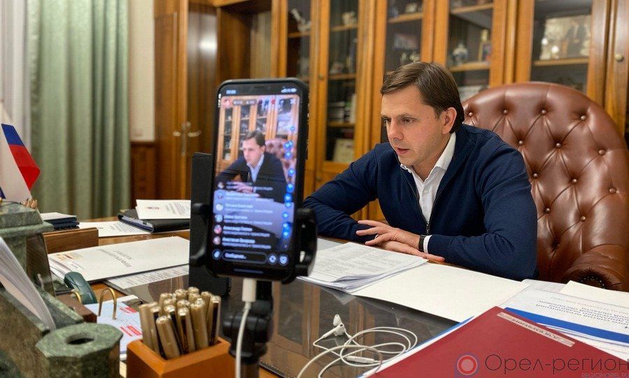 Снова о дорогах, майские праздники, выпускные вечера. Главное из эфира Клычкова