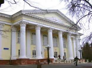 В библиотеке им. И.А. Бунина проходит выставка «Свиридов Георгий Васильевич: 100 лет со дня рождения композитора»