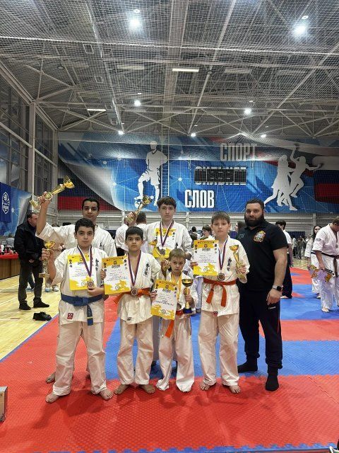Орловские каратисты завоевали медали в Ставрополе