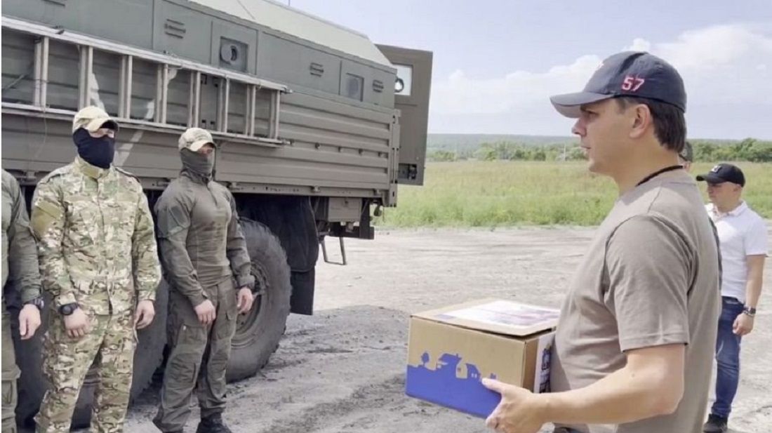 Клычков пиарится на личной доставке грузов военным РФ, а вот времени на решение проблем в регионе не находит