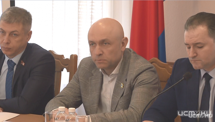 Мэр Орла Юрий Парахин сохранил последнюю позицию в мартовском медиарейтинге глав городов ЦФО