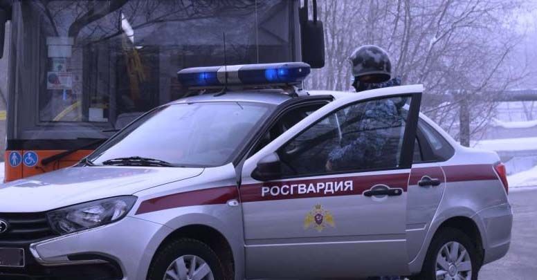 Неадеквата в больнице Мценска утихомирили росгвардейцы 