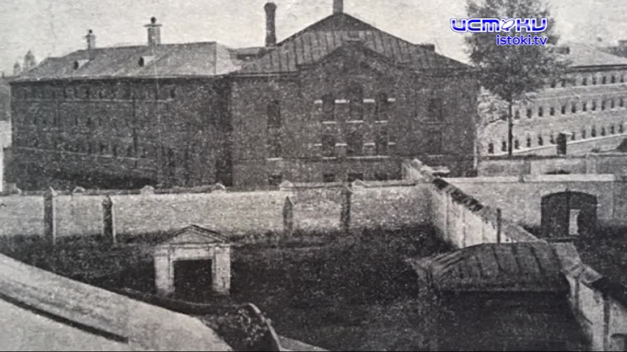 День воспоминаний. Знаменитый актер Валерий Баринов встретился в Орле со своими одноклассниками